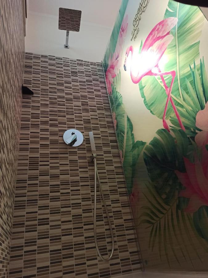 Suite Maison Tropical - Luxury Apartment In Bari Exterior photo
